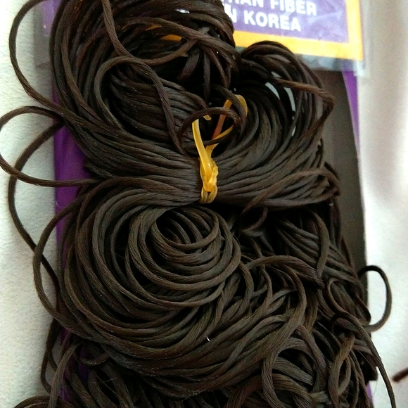 Eve Collection Extension- Long Hair Rap and Lock Braids - Picture 4 of 10